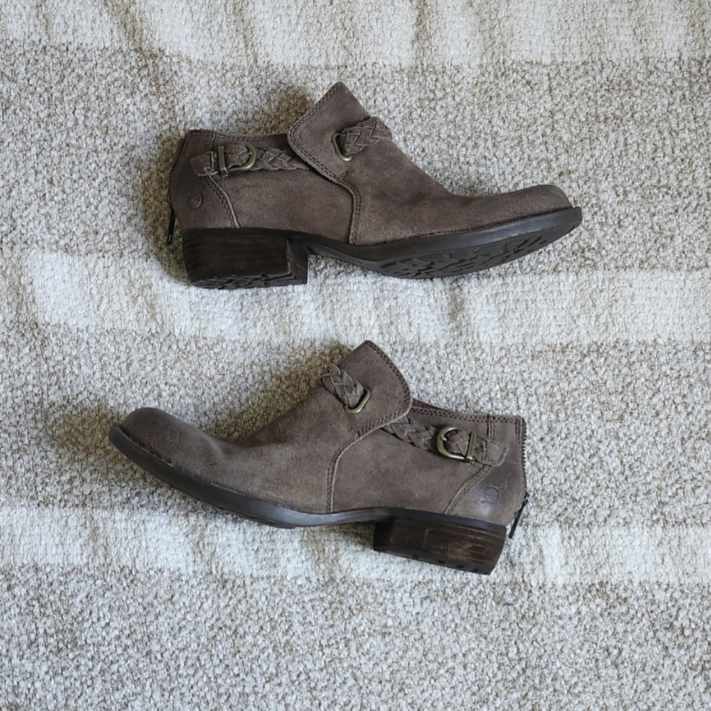 Born Brown Leather Boots with Buckle